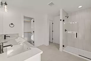 2155 SW 43rd St, Redmond, OR 97756 - Photo 24