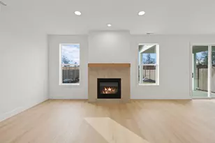 2155 SW 43rd St, Redmond, OR 97756 - Photo 12