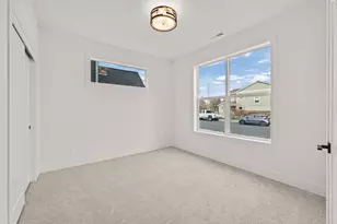 2155 SW 43rd St, Redmond, OR 97756 - Photo 6