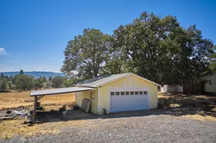 11441 Meadows Rd, White City, OR 97503 - Photo 40