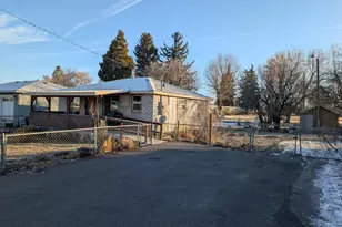 217 N Washington St, Merrill, OR 97633 - Photo 4