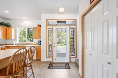 987 Golden Pheasant Drive, Redmond, OR 97756 - Photo 2