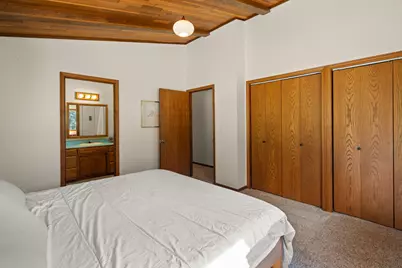 694 Timberlake Drive, Ashland, OR 97520 - Photo 12