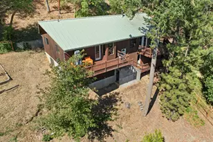 694 Timberlake Dr, Ashland, OR 97520 - Photo 34