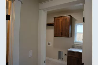 2777 Roberts Road, Medford, OR 97504 - Photo 8