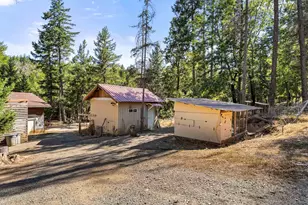 2600 Draper Valley Rd, Selma, OR 97538 - Photo 34
