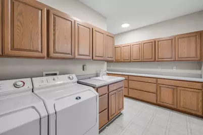 19490 Green Lakes Loop, Bend, OR 97702 - Photo 48
