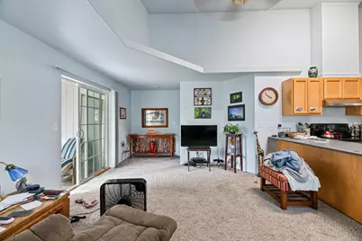 200 S Junction Avenue, Cave Junction, OR 97523 - Photo 6