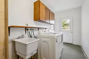 1015 Oneida Cir, Ashland, OR 97520 - Photo 28