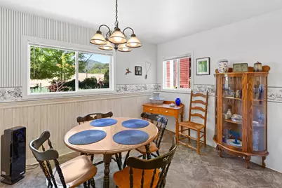 3808 Andrews Road, Medford, OR 97501 - Photo 18