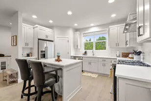 20211 Glen Vista Rd, Bend, OR 97703 - Photo 12