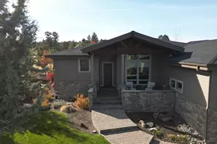 10466 Sundance Ln, Redmond, OR 97756 - Photo 2