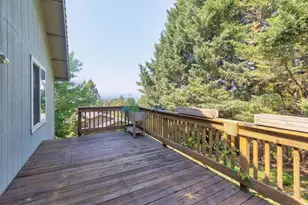 1752 NE Foothill Blvd, Grants Pass, OR 97526 - Photo 30