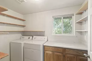 1752 NE Foothill Blvd, Grants Pass, OR 97526 - Photo 28