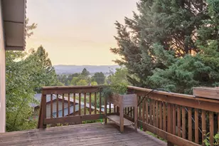 1752 NE Foothill Blvd, Grants Pass, OR 97526 - Photo 2