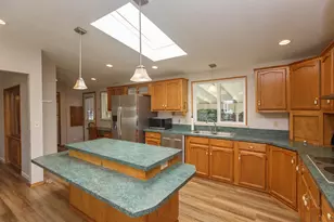 4729 S Pacific Hwy, Phoenix, OR 97535 - Photo 12