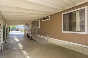 4729 S Pacific Hwy, Phoenix, OR 97535 - Photo 32