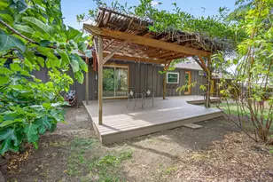 740 Park St, Ashland, OR 97520 - Photo 18