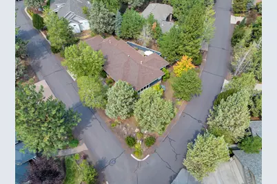 520 NW Divot Drive, Bend, OR 97703 - Photo 42