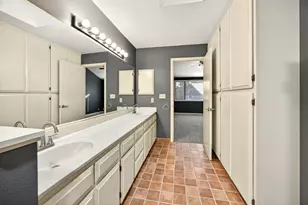 317 Eastwood Dr, Medford, OR 97504 - Photo 18