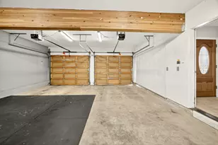 317 Eastwood Dr, Medford, OR 97504 - Photo 24