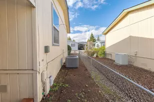 2398 Sasha Ct, Grants Pass, OR 97527 - Photo 32