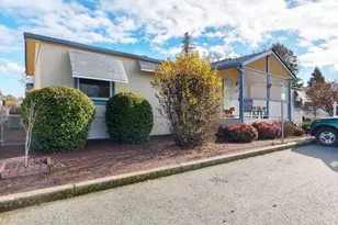 2398 Sasha Ct, Grants Pass, OR 97527 - Photo 4