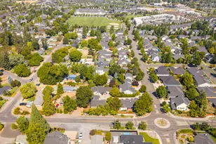 407 Silver Creek Dr, Central Point, OR 97502 - Photo 24