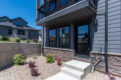 20514 NE Empire Avenue, Bend, OR 97701 - Photo 2