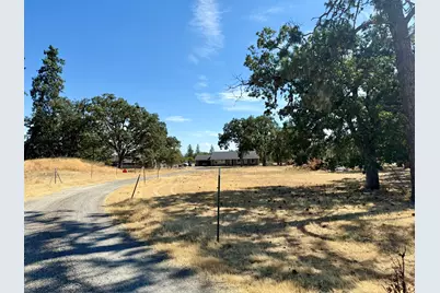 3659 Highway 234, White City, OR 97503 - Photo 2