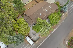 977 SW Hill St, Bend, OR 97702 - Photo 36