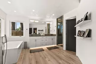 977 SW Hill St, Bend, OR 97702 - Photo 20