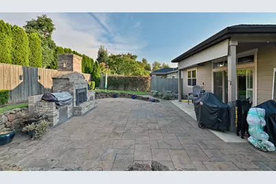 1161 Banyan Lane, Medford, OR 97504 - Photo 16