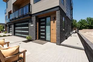 205 SW Log Ct, Bend, OR 97702 - Photo 38