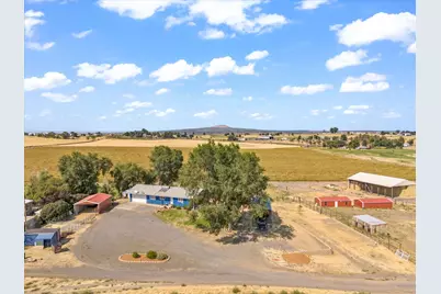 2335 SW Bowers Drive, Madras, OR 97741 - Photo 2