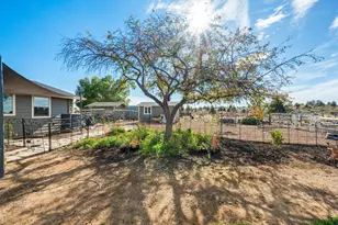 22475 Rickard Rd, Bend, OR 97702 - Photo 38