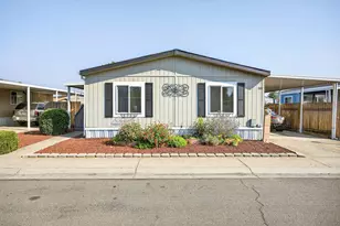 1570 S Peach St, Medford, OR 97501 - Photo 1