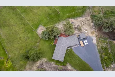 62370 Wallace Road, Bend, OR 97701 - Photo 28