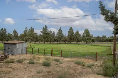 62370 Wallace Road, Bend, OR 97701 - Photo 18