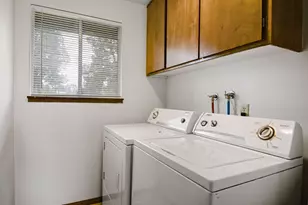 62370 Wallace Rd, Bend, OR 97701 - Photo 14