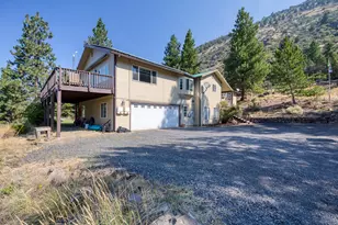 12129 Old Fort Rd, Klamath Falls, OR 97601 - Photo 2