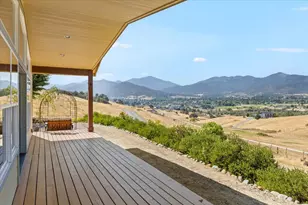 4856 Payne Rd, Medford, OR 97504 - Photo 12