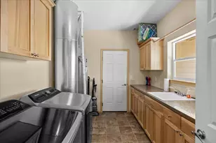 4856 Payne Rd, Medford, OR 97504 - Photo 32