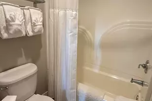 18575 SW Century Dr, Bend, OR 97702 - Photo 20