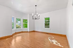 117 High St, Ashland, OR 97520 - Photo 2