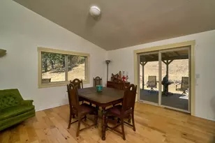 7505 Torrey Pines Terrace, Eagle Point, OR 97524 - Photo 12