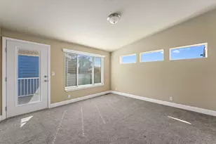 313 Winston Dr, Grants Pass, OR 97526 - Photo 12