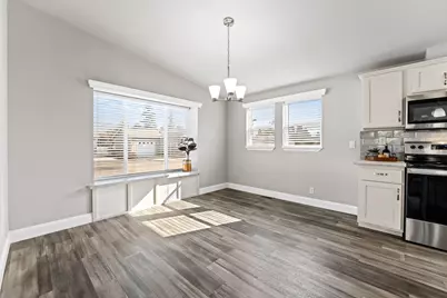 325 Winston Drive, Grants Pass, OR 97526 - Photo 6