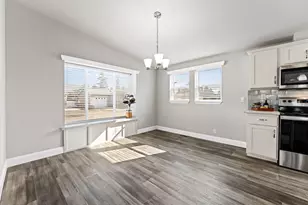 325 Winston Dr, Grants Pass, OR 97526 - Photo 6