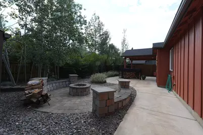 1639 W Williamson Avenue, Sisters, OR 97759 - Photo 28